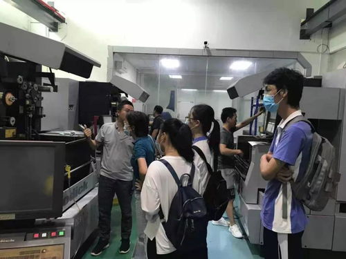 深圳市第三高级中学荣获广东省 互联网 创新大赛金奖第一名